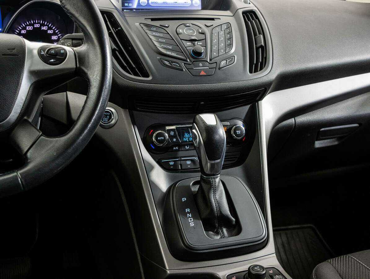 Ford Kuga б/у, 2016, Автоматическая. Фото: #11