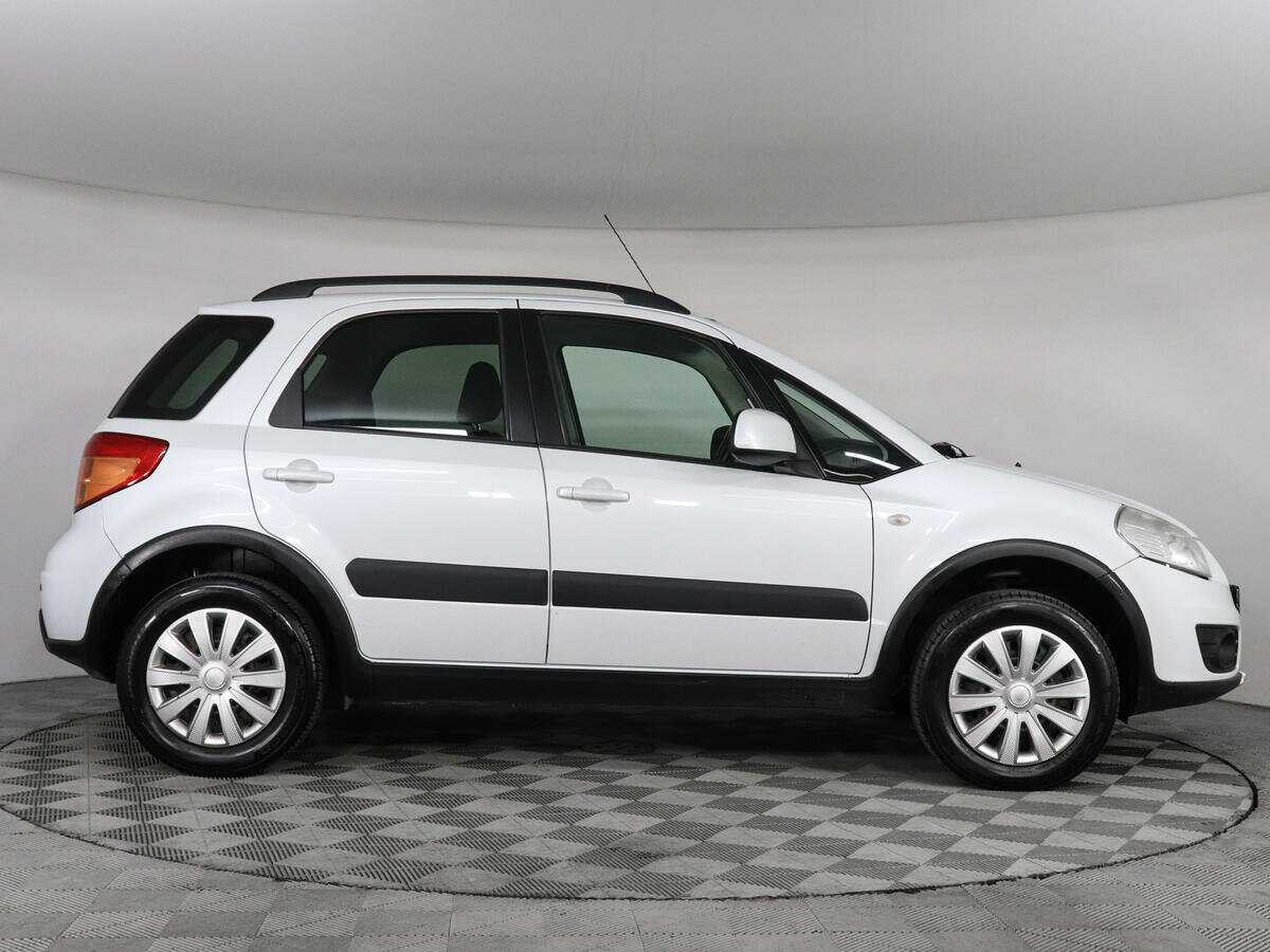 Suzuki SX4 б/у, 2014, Автоматическая. Фото: #3
