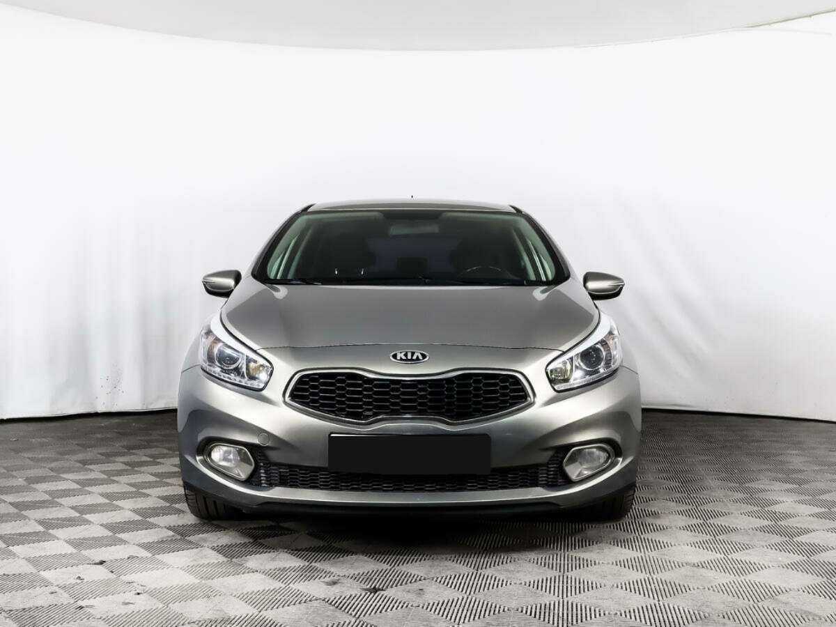 Kia Ceed б/у, 2014, Автоматическая. Фото: #1