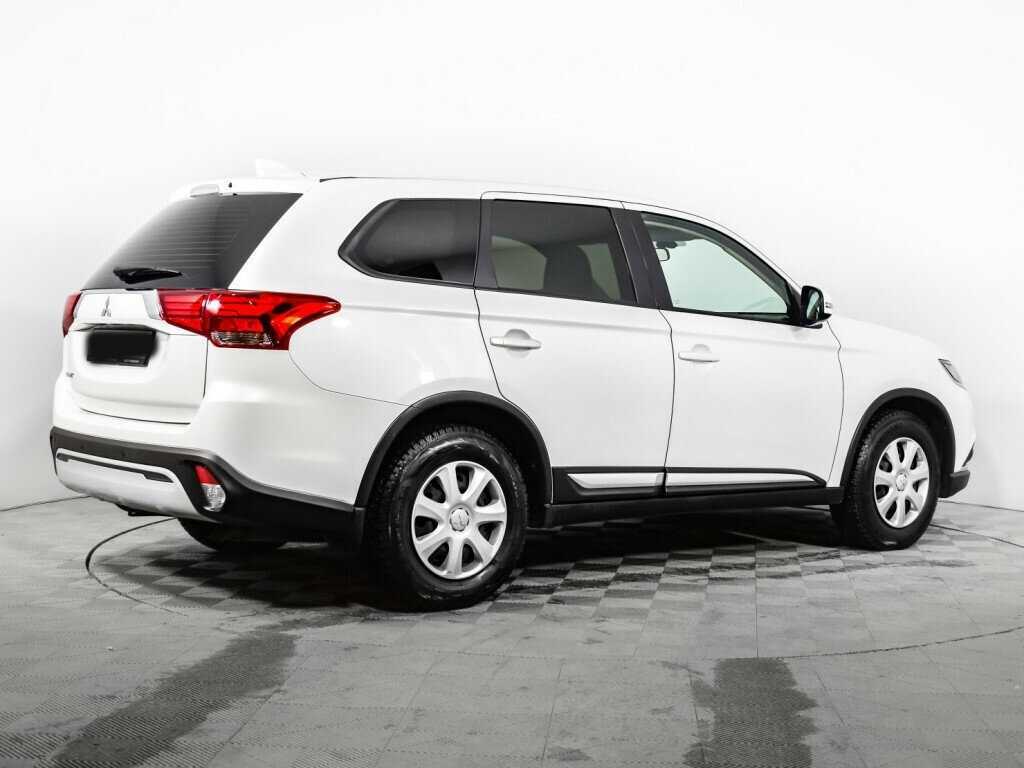 Mitsubishi Outlander б/у, 2020, Вариатор. Фото: #4