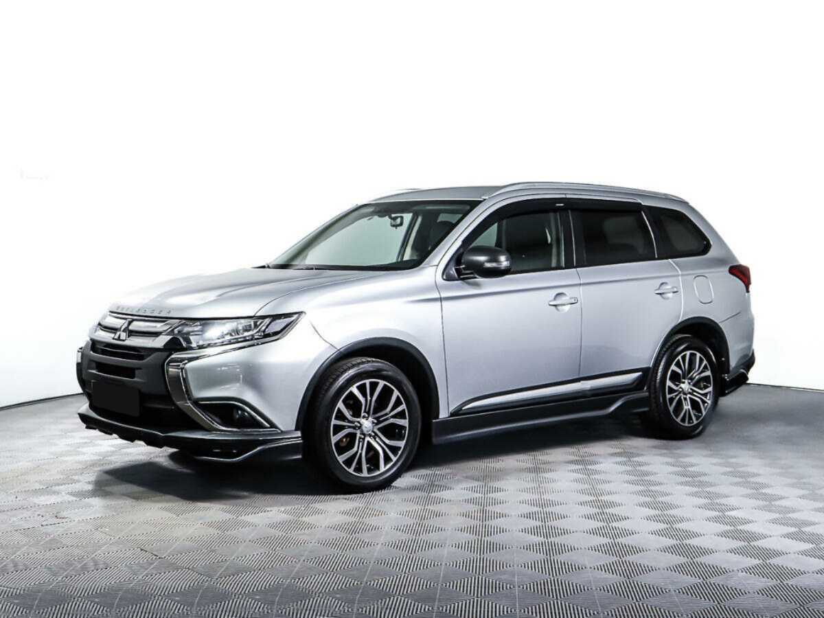 Mitsubishi Outlander б/у, 2018, Вариатор. Посмотреть фото