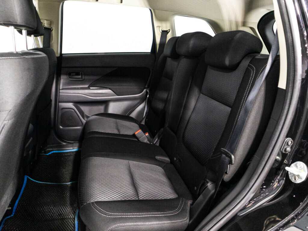 Mitsubishi Outlander б/у, 2019, Вариатор. Фото: #9