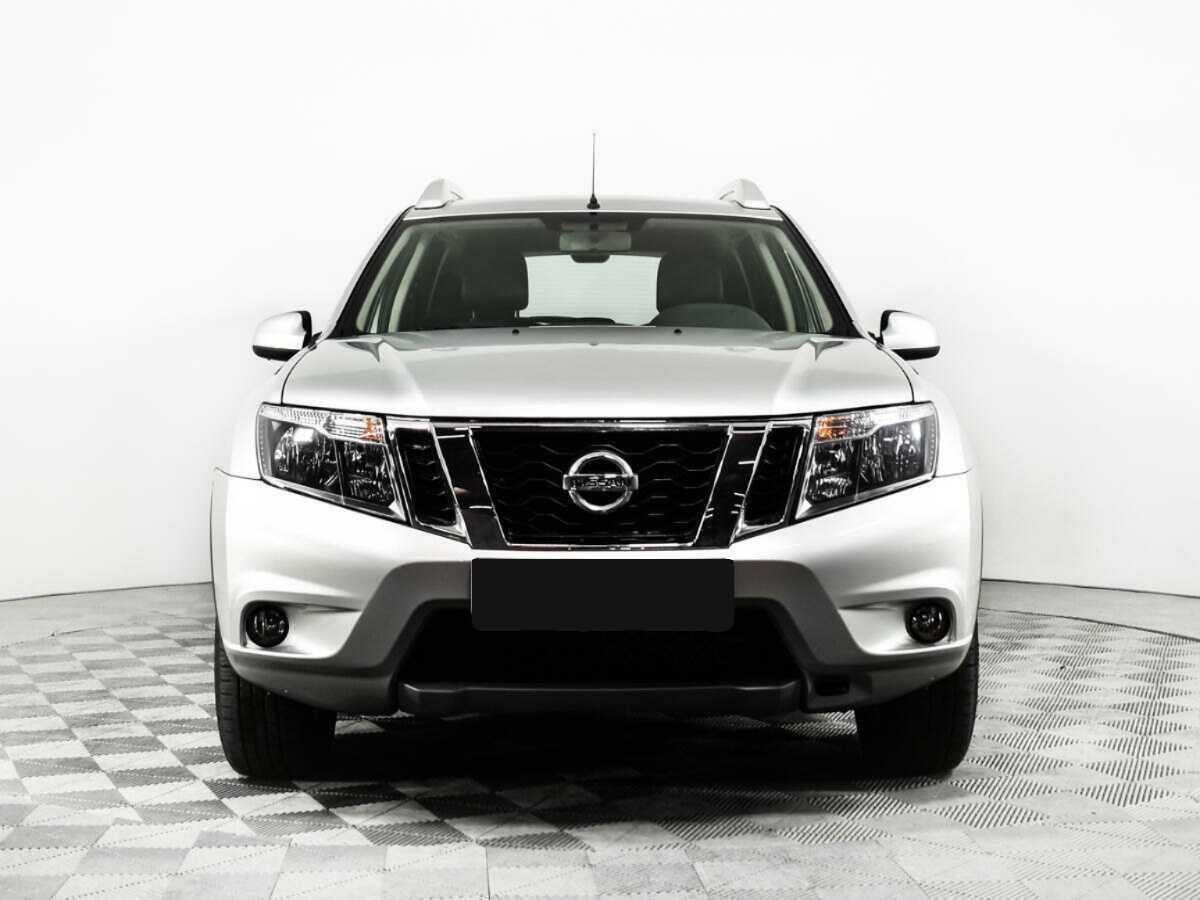 Nissan Terrano б/у, 2019, Автоматическая. Фото: #1