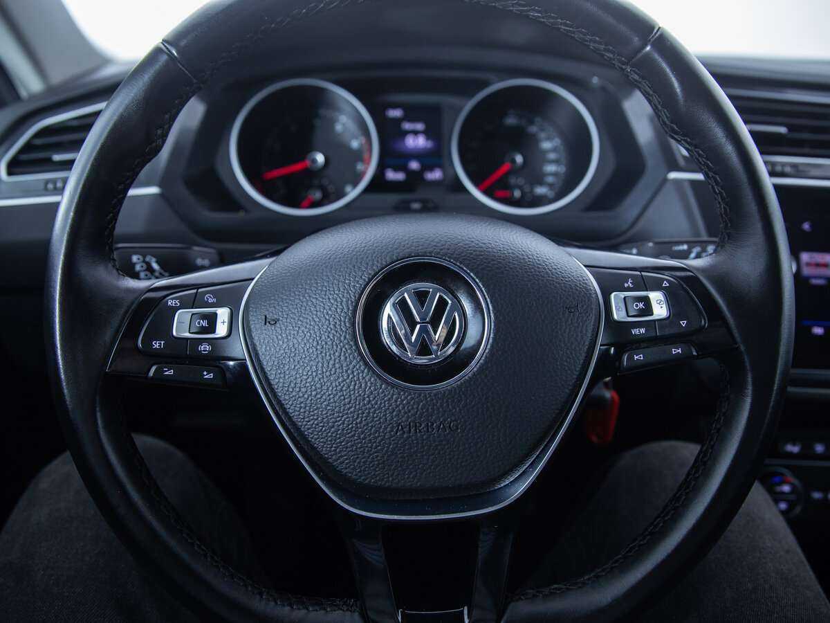 Volkswagen Tiguan б/у, 2020, Механическая. Фото: #9