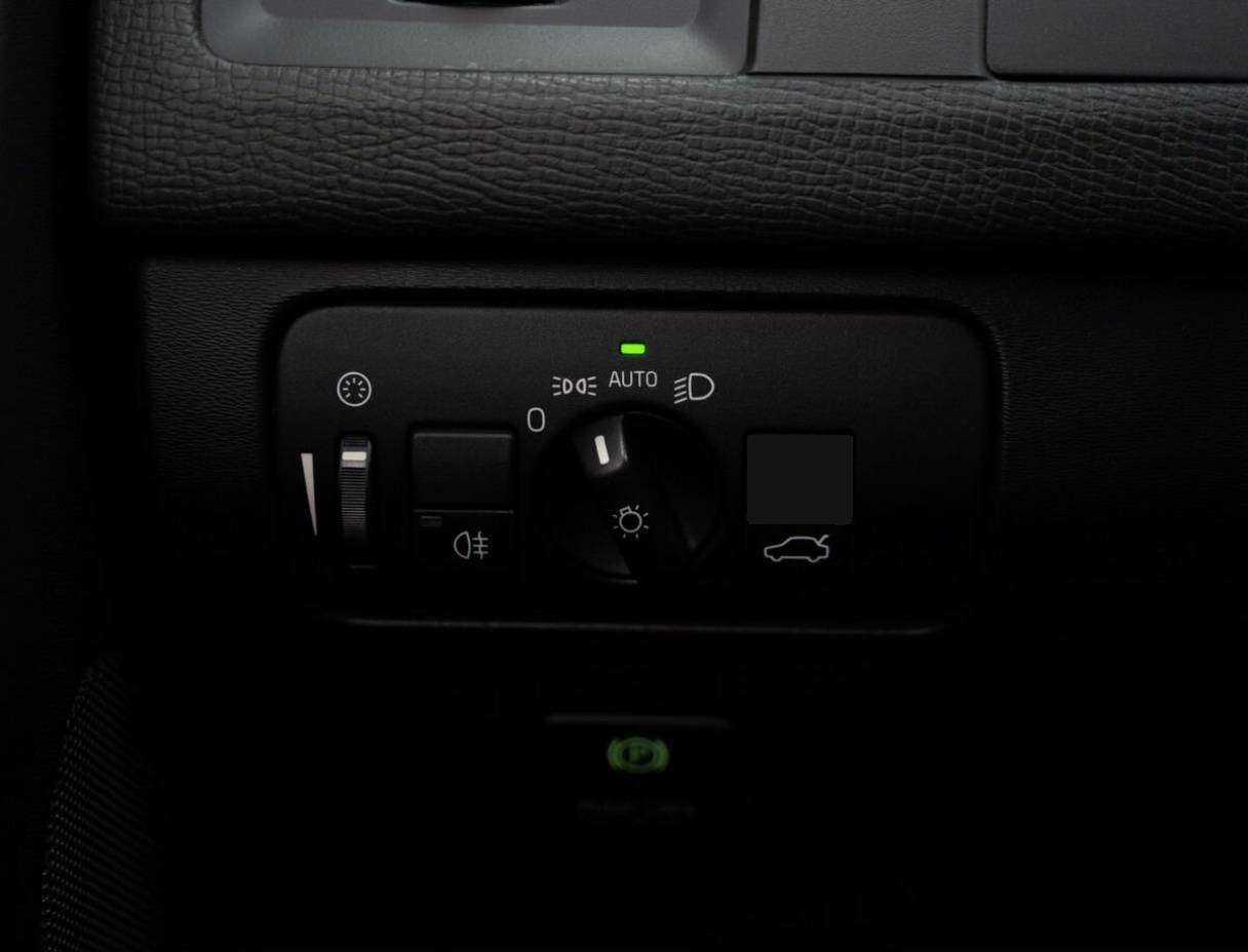 Volvo XC60 б/у, 2012, Автоматическая. Фото: #15