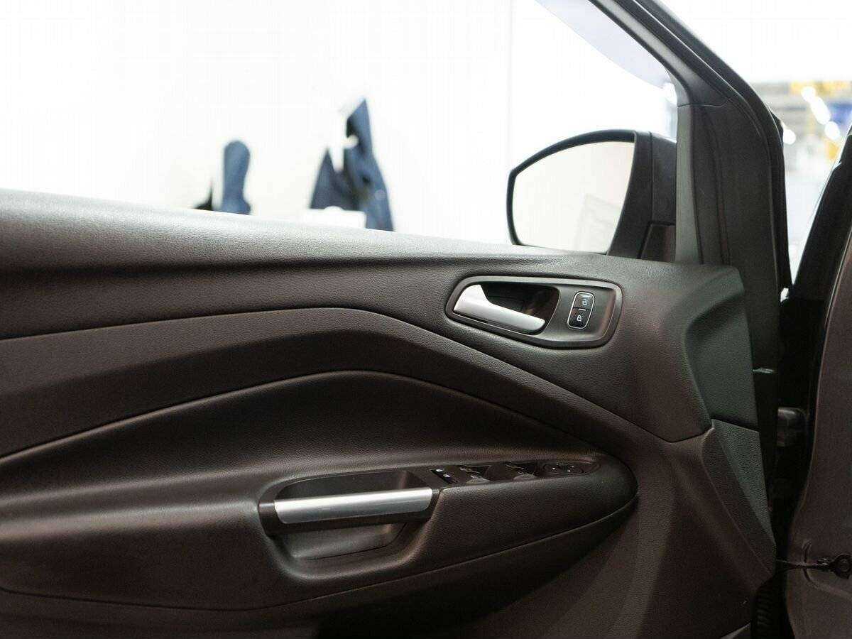 Ford Kuga б/у, 2018, Автоматическая. Фото: #15