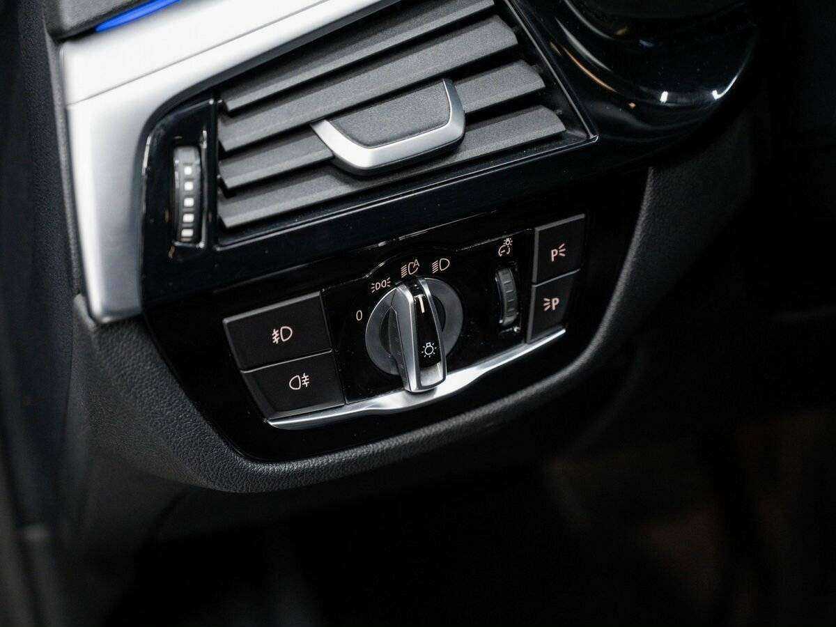 BMW 5 серии б/у, 2017, Автоматическая. Фото: #17