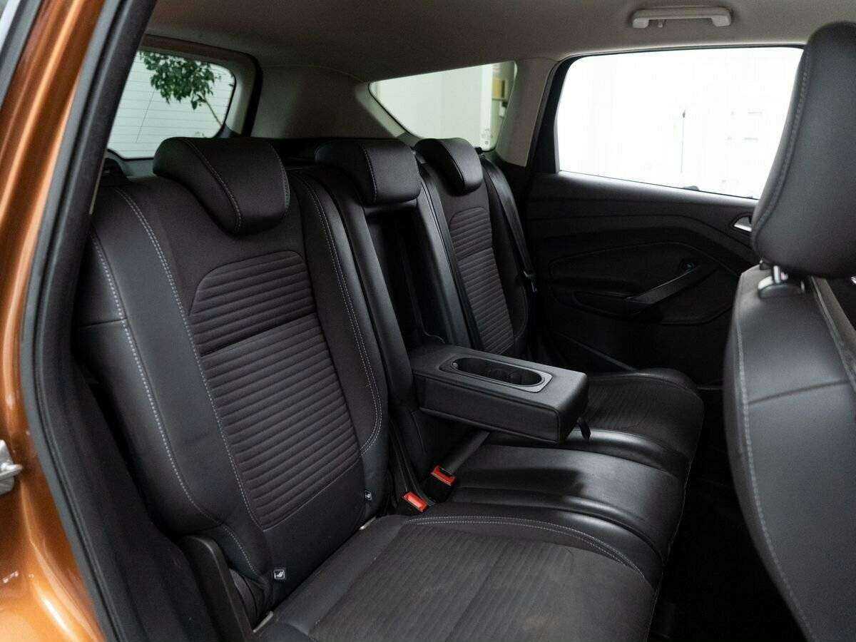 Ford Kuga б/у, 2017, Автоматическая. Фото: #7