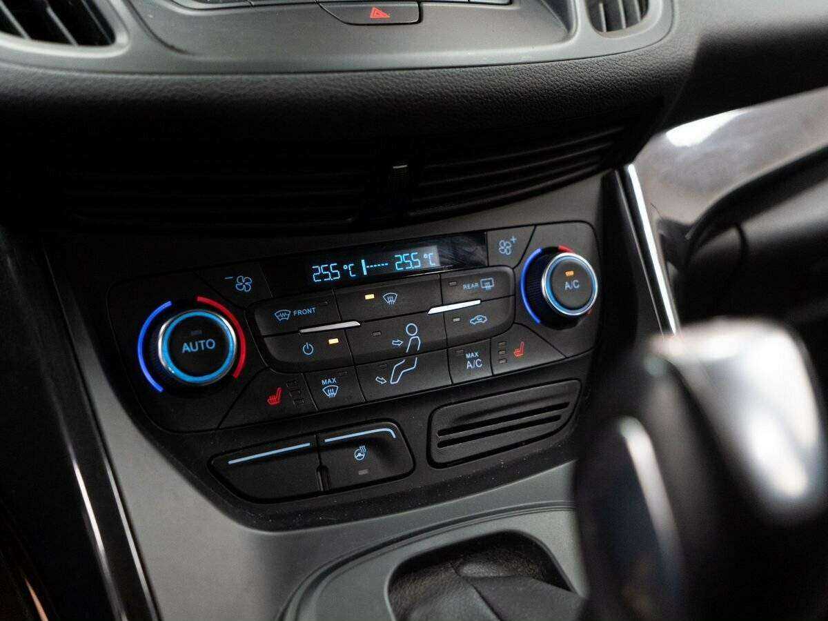 Ford Kuga б/у, 2017, Автоматическая. Фото: #10