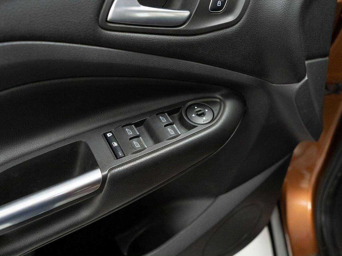 Ford Kuga б/у, 2017, Автоматическая. Фото: #12