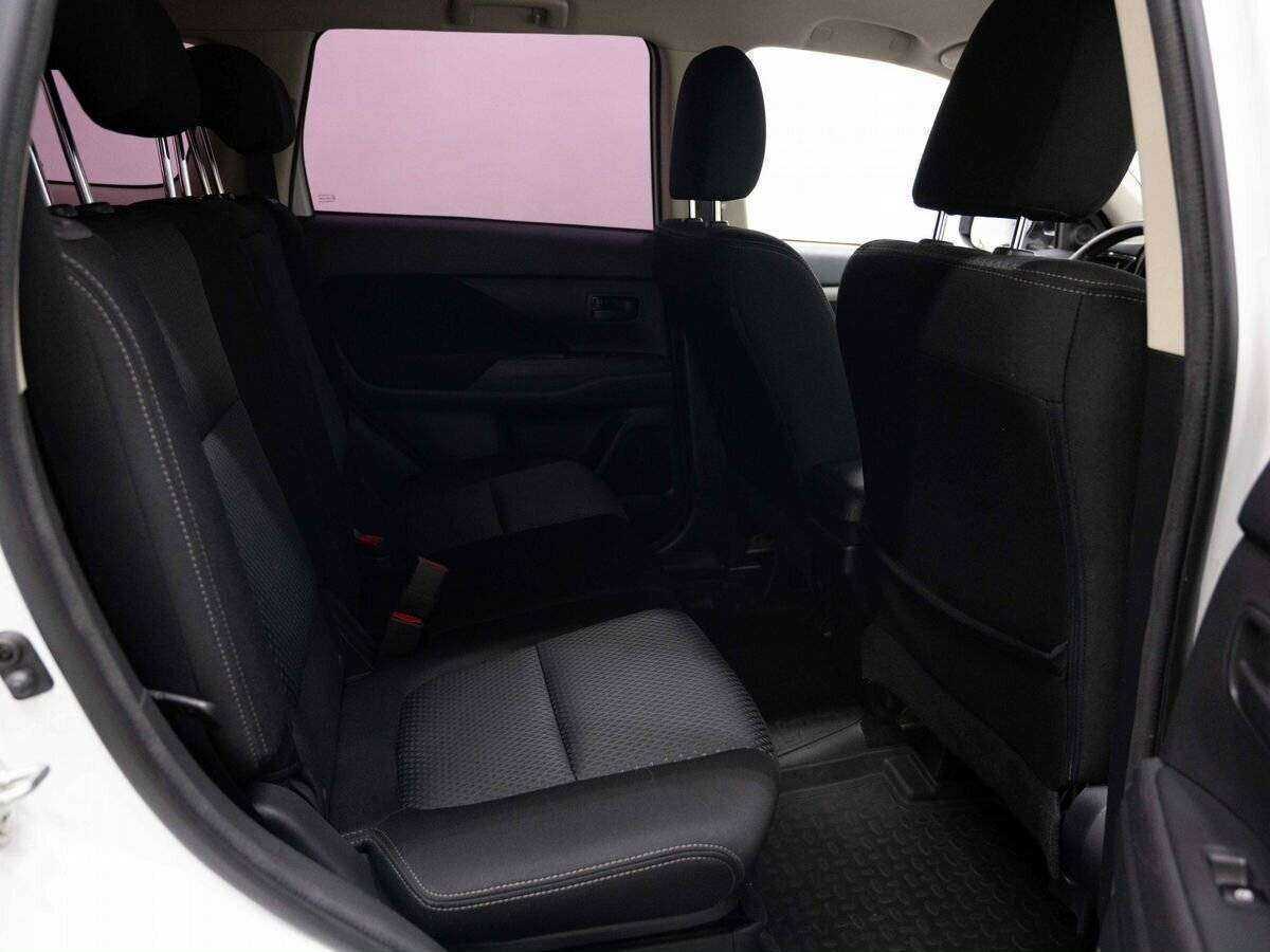 Mitsubishi Outlander б/у, 2017, Вариатор. Фото: #9