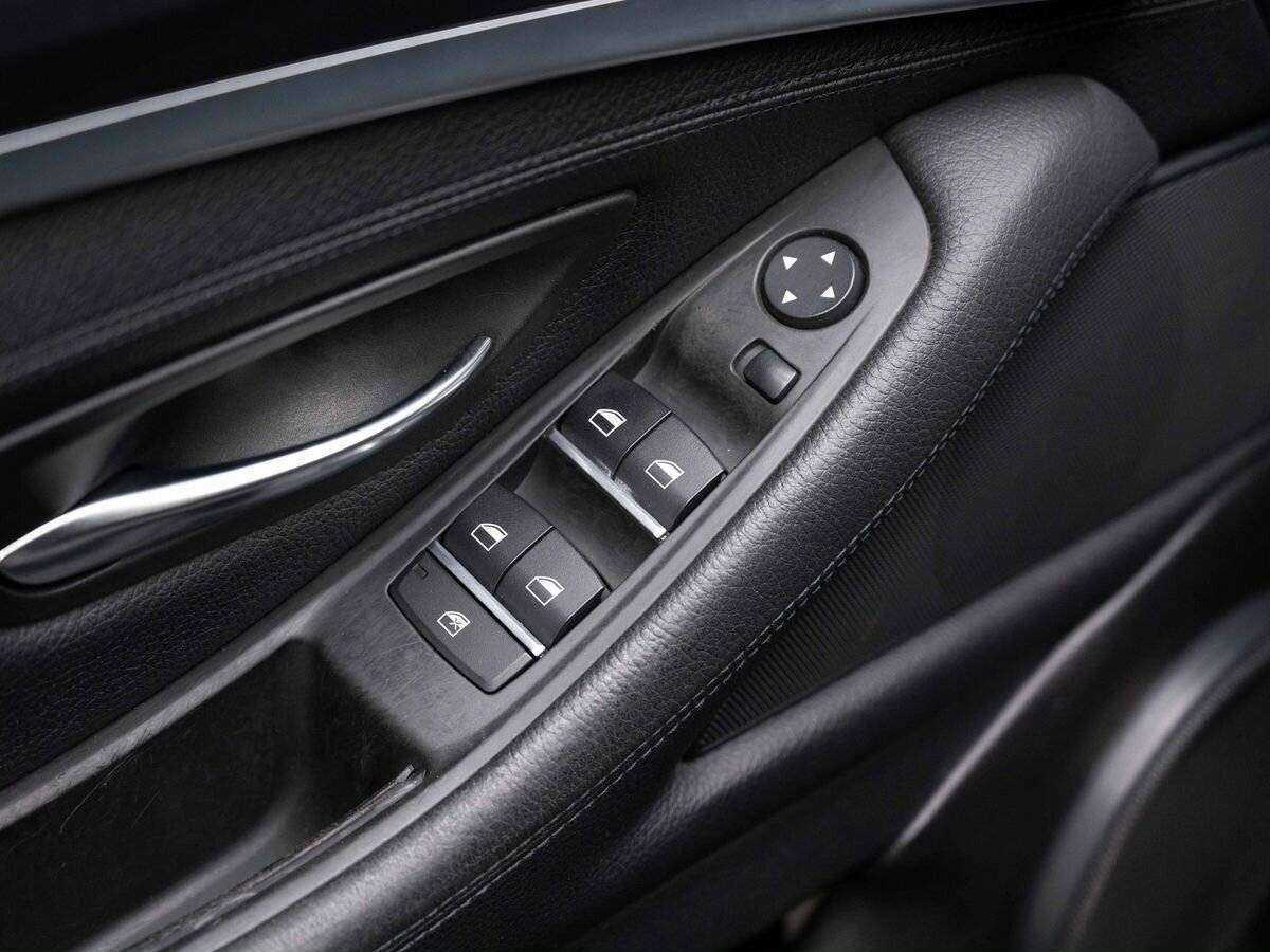 BMW 5 серии б/у, 2012, Автоматическая. Фото: #17