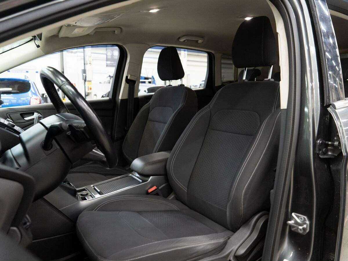 Ford Kuga б/у, 2017, Автоматическая. Фото: #5