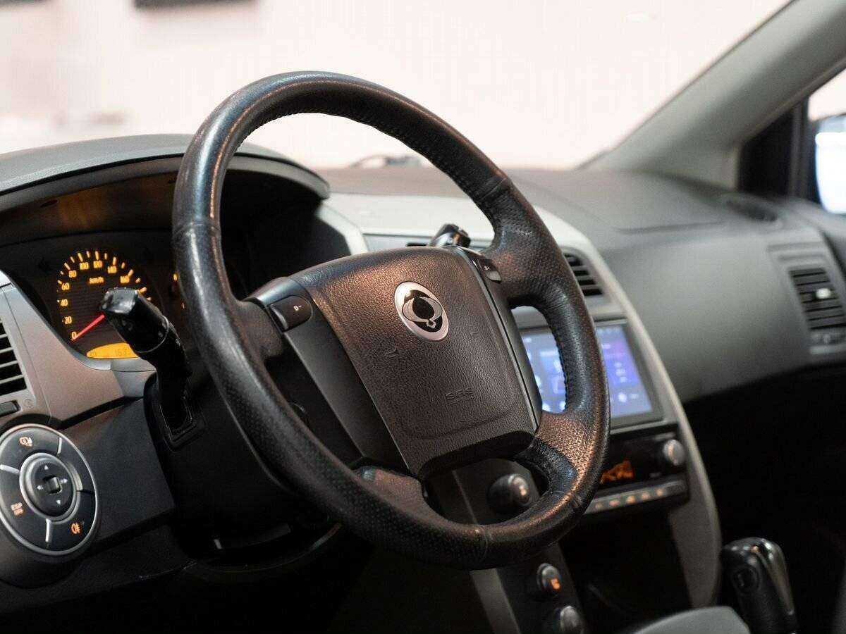 SsangYong Kyron б/у, 2013, Автоматическая. Фото: #4