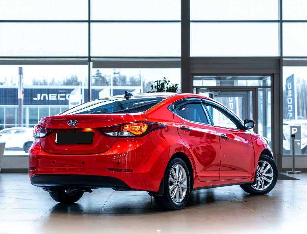 Hyundai Elantra б/у, 2014, Автоматическая. Фото: #2
