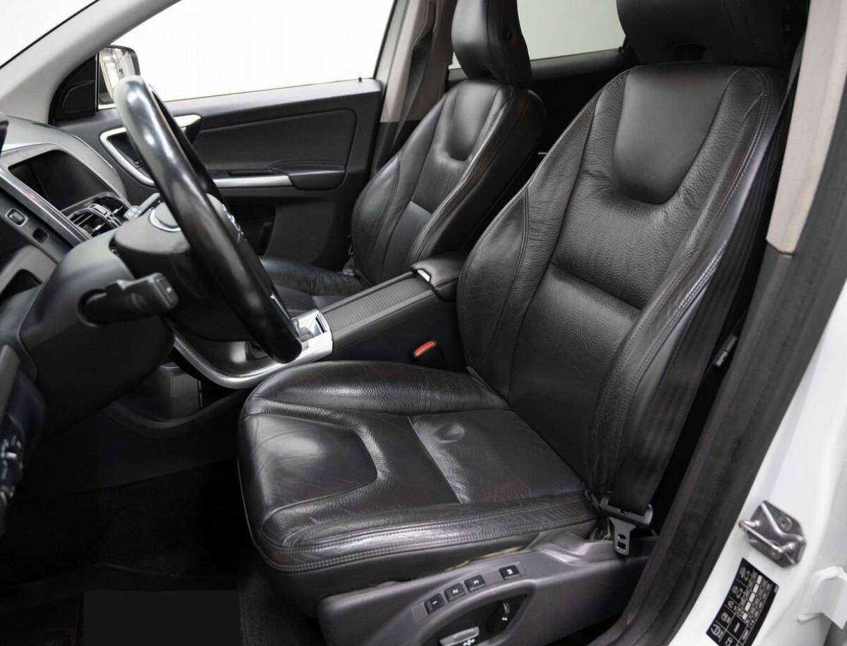 Volvo XC60 б/у, 2013, Автоматическая. Фото: #7