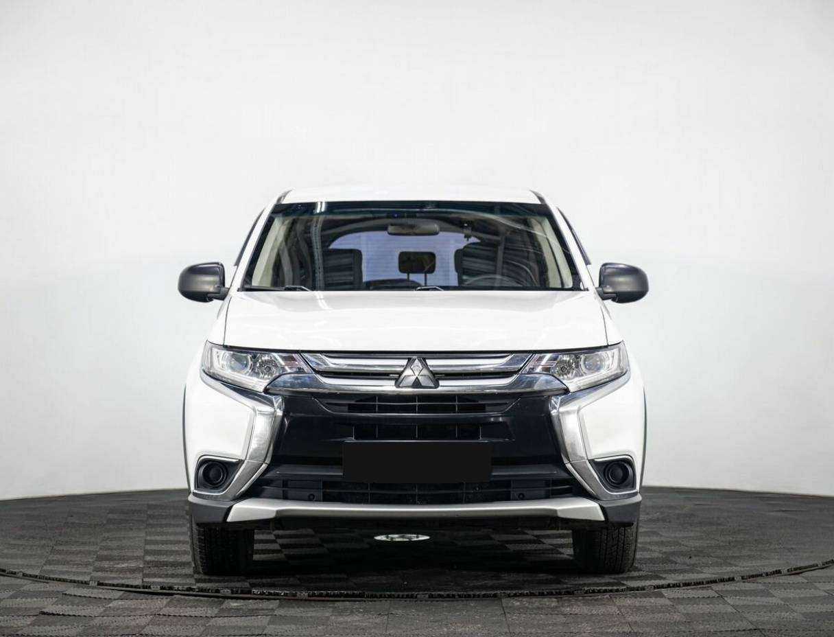 Mitsubishi Outlander б/у, 2018, Вариатор. Фото: #1