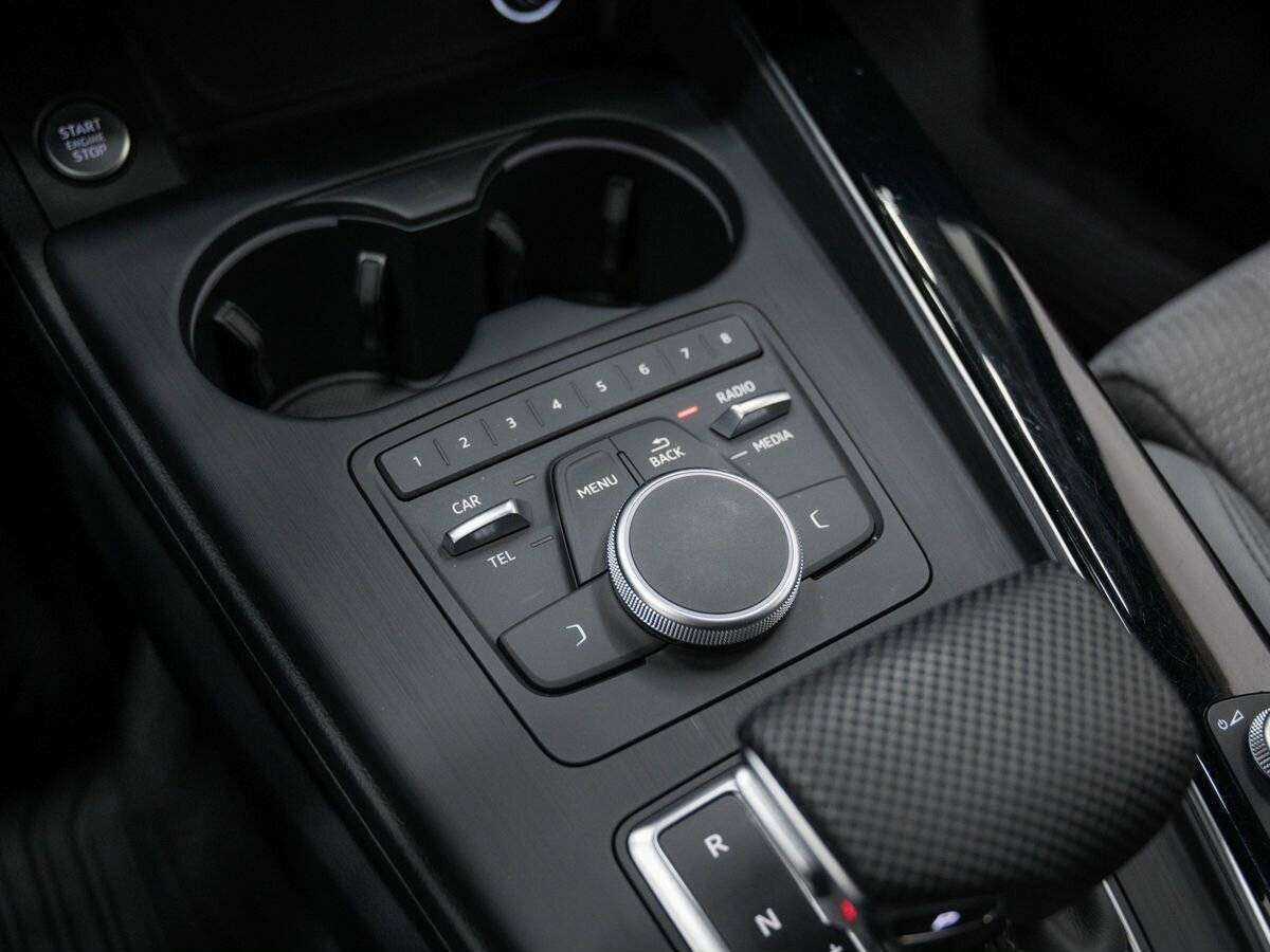 Audi A4 б/у, 2019, Роботизированная. Фото: #23