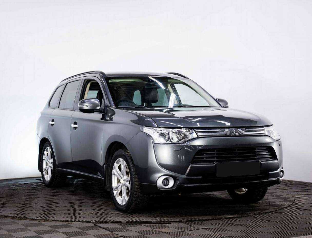 Mitsubishi Outlander б/у, 2013, Вариатор. Фото: #2