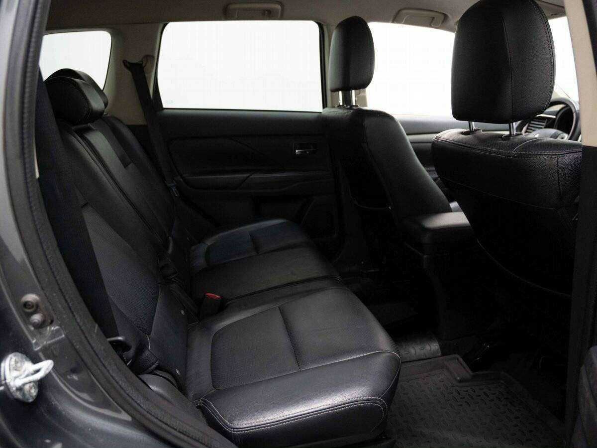 Mitsubishi Outlander б/у, 2013, Вариатор. Фото: #9