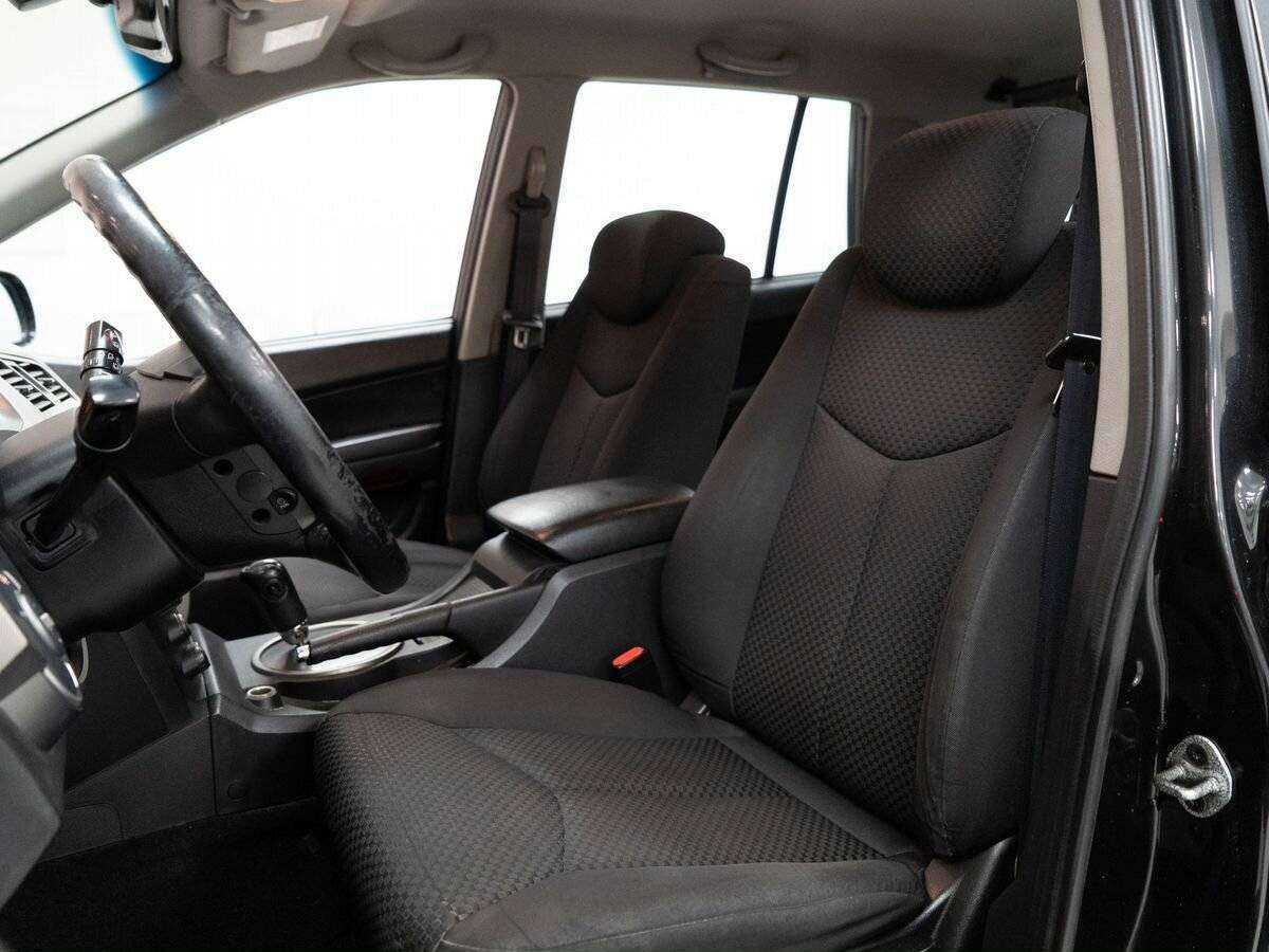 SsangYong Kyron б/у, 2013, Автоматическая. Фото: #5