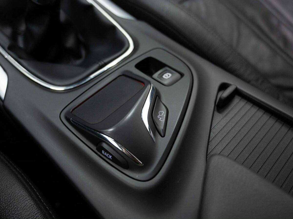 Opel Insignia б/у, 2013, Механическая. Фото: #25