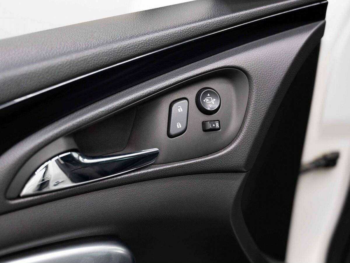 Opel Insignia б/у, 2013, Механическая. Фото: #29