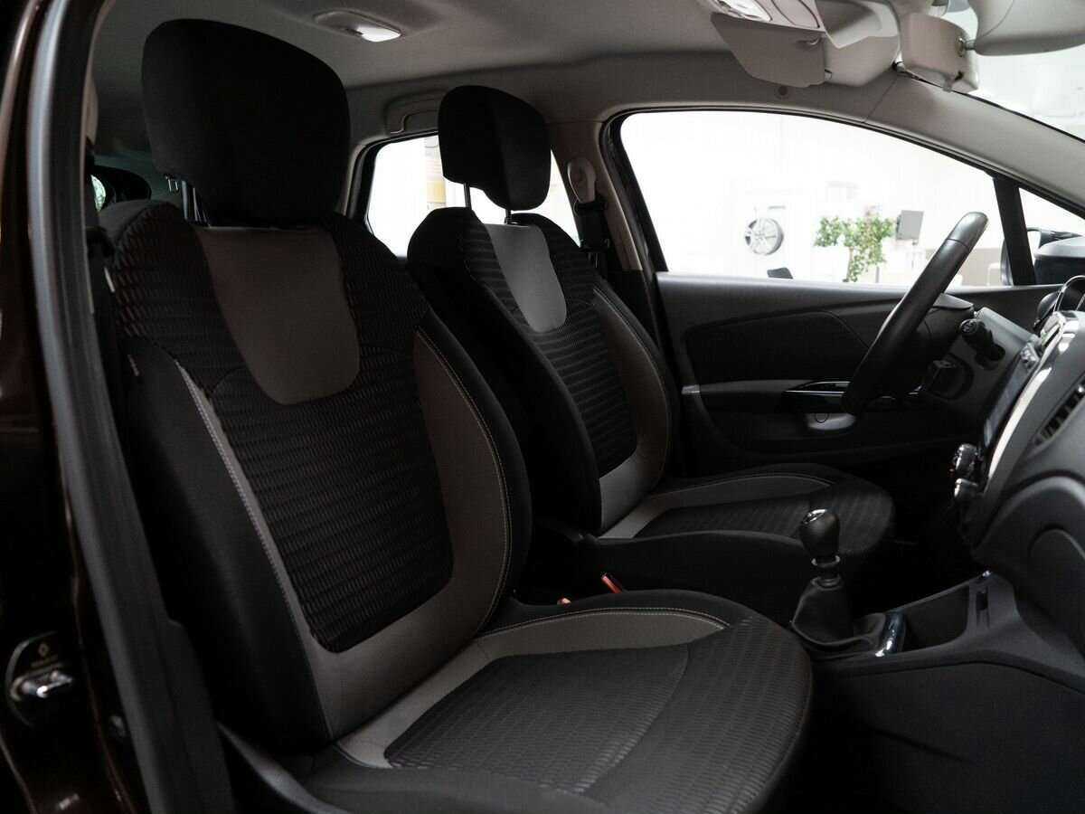 Renault Kaptur б/у, 2017, Механическая. Фото: #9