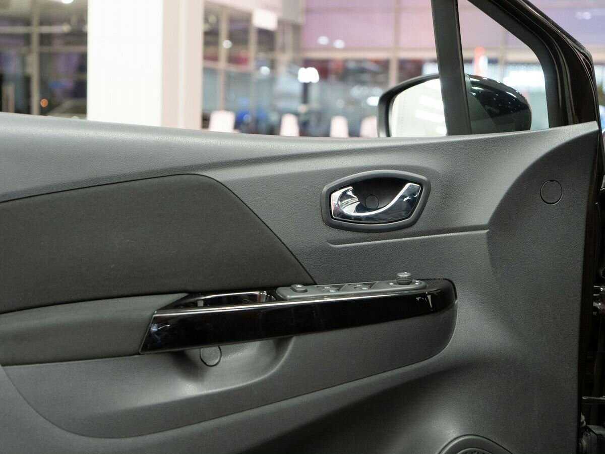 Renault Kaptur б/у, 2017, Механическая. Фото: #13