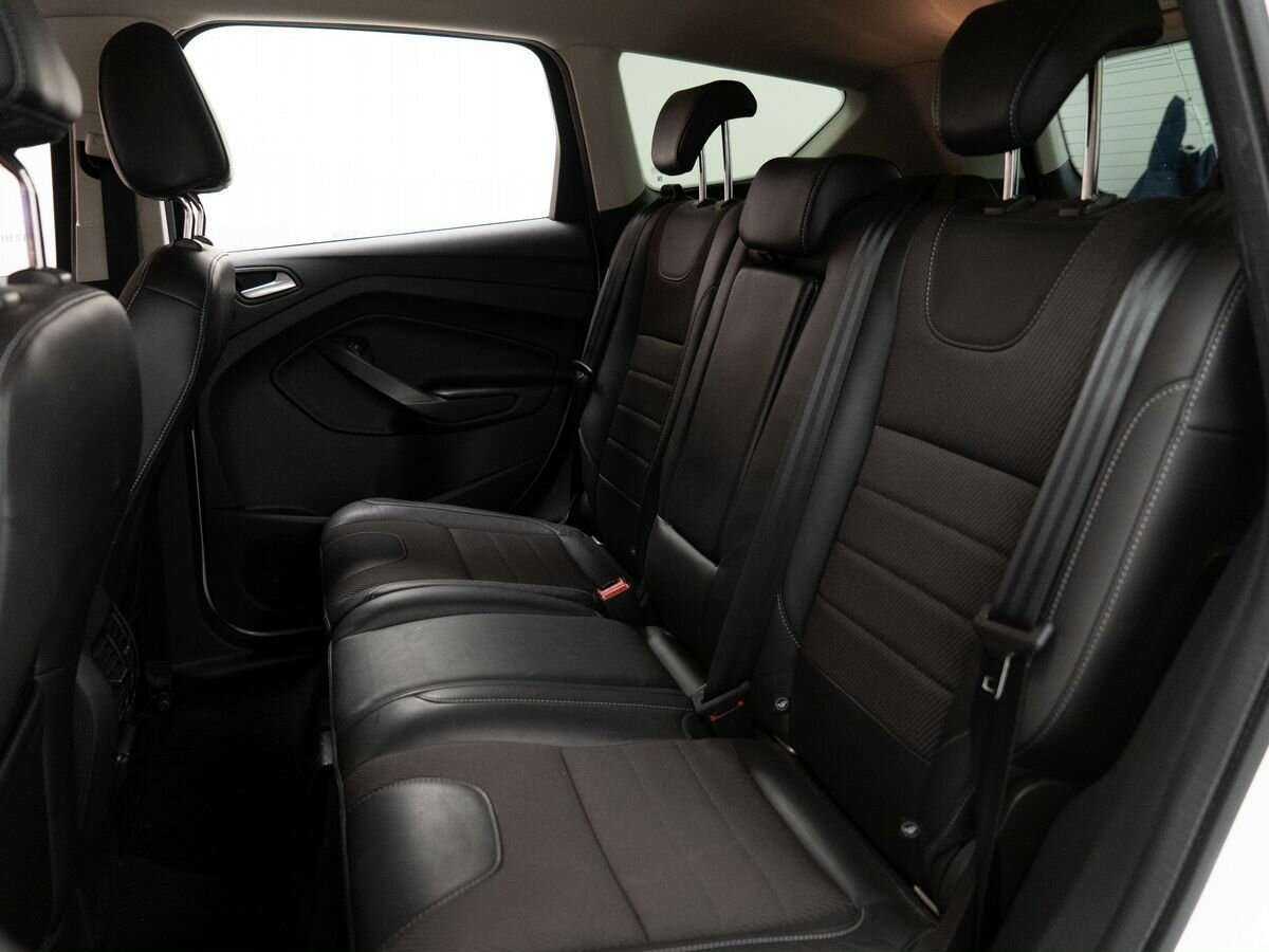 Ford Kuga б/у, 2016, Автоматическая. Фото: #6