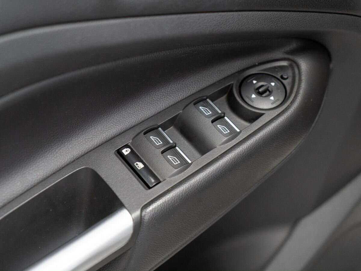 Ford Kuga б/у, 2016, Автоматическая. Фото: #13