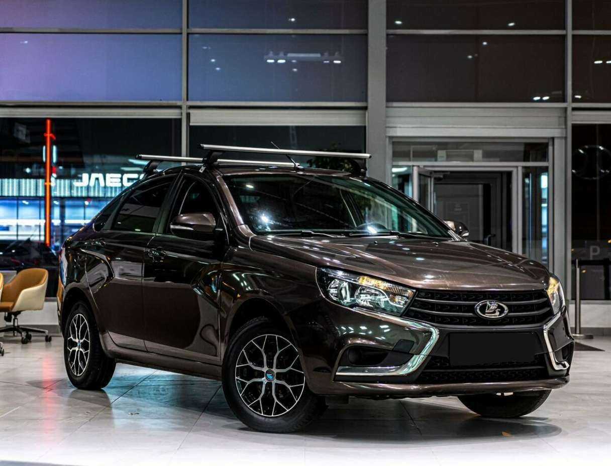 Lada (ВАЗ) Vesta б/у, 2021, Механическая. Фото: #1