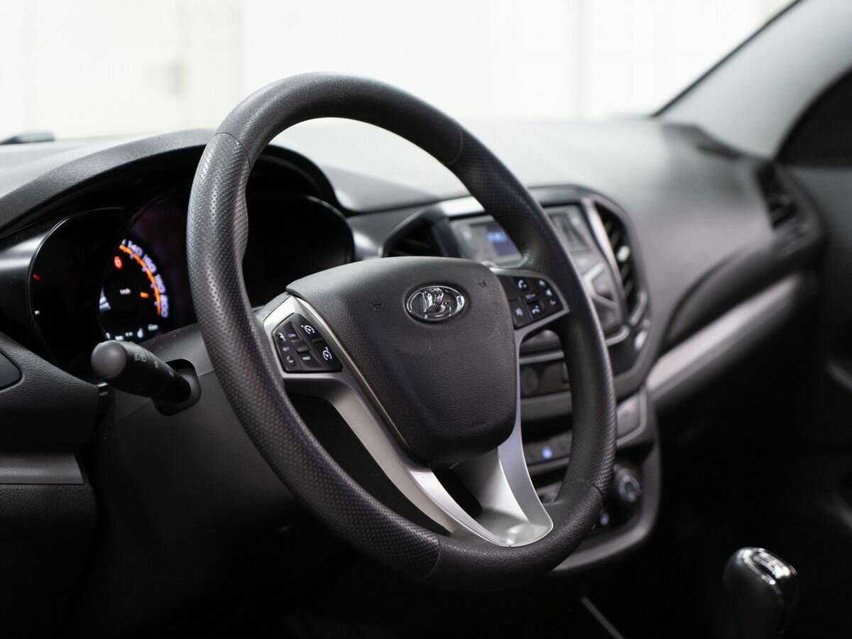 Lada (ВАЗ) Vesta б/у, 2021, Механическая. Фото: #4