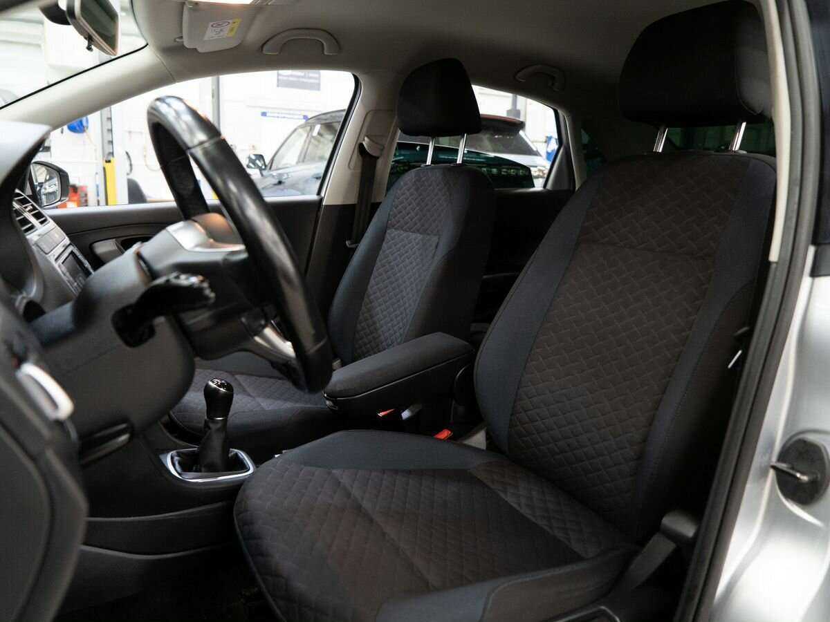 Volkswagen Polo б/у, 2019, Механическая. Фото: #5