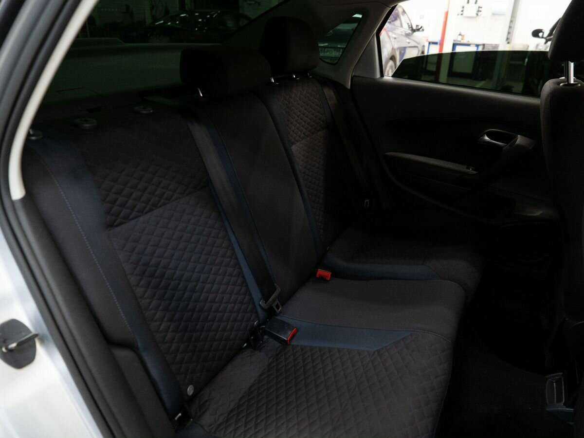 Volkswagen Polo б/у, 2019, Механическая. Фото: #7