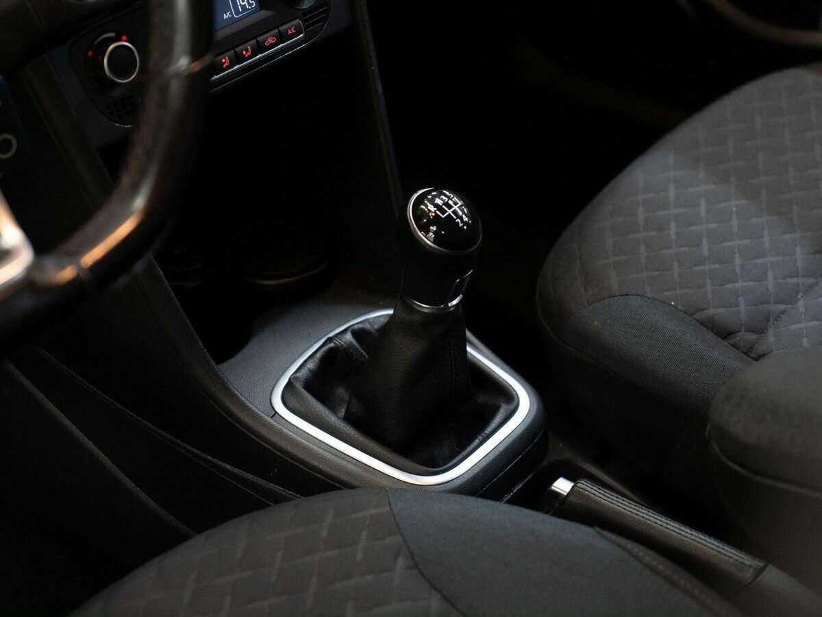 Volkswagen Polo б/у, 2019, Механическая. Фото: #10