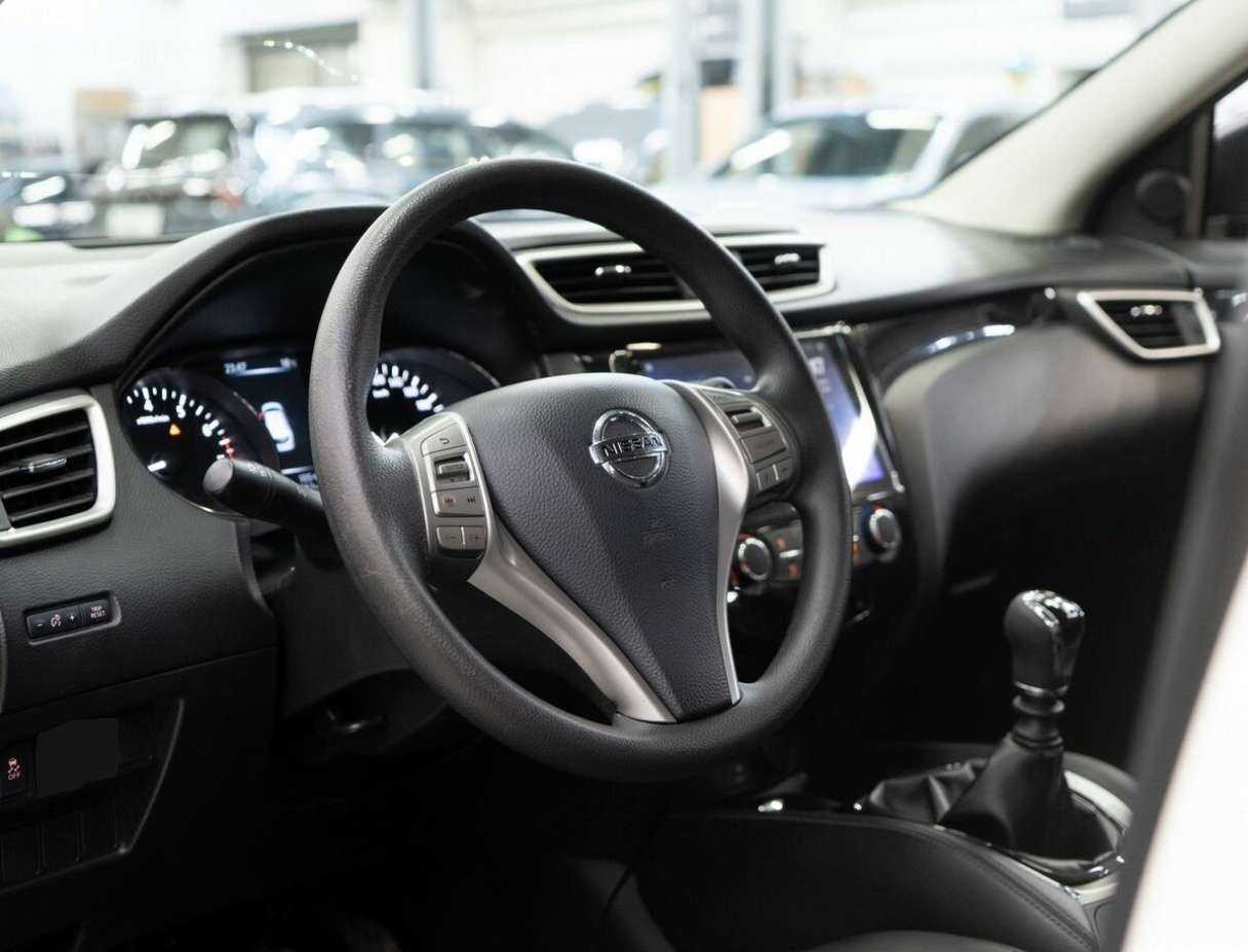Nissan Qashqai б/у, 2014, Механическая. Фото: #4