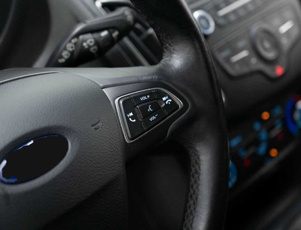 Форд Фокус б/у, 2017, Роботизированная. Фото: #14