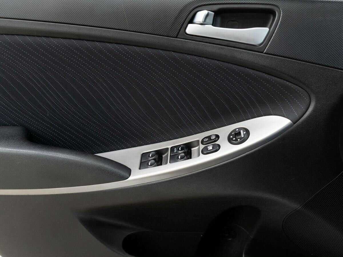 Hyundai Solaris б/у, 2015, Автоматическая. Фото: #14