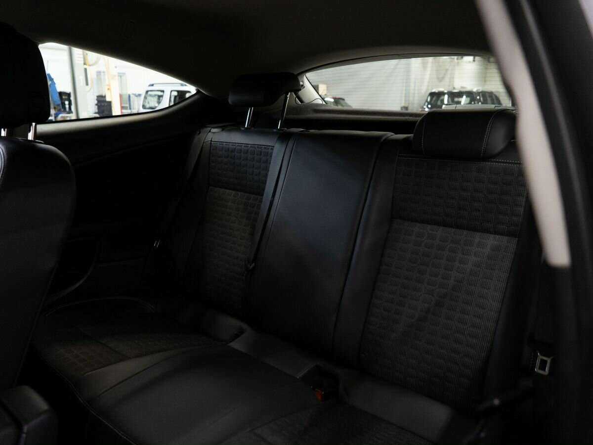 Opel Astra б/у, 2012, Автоматическая. Фото: #6