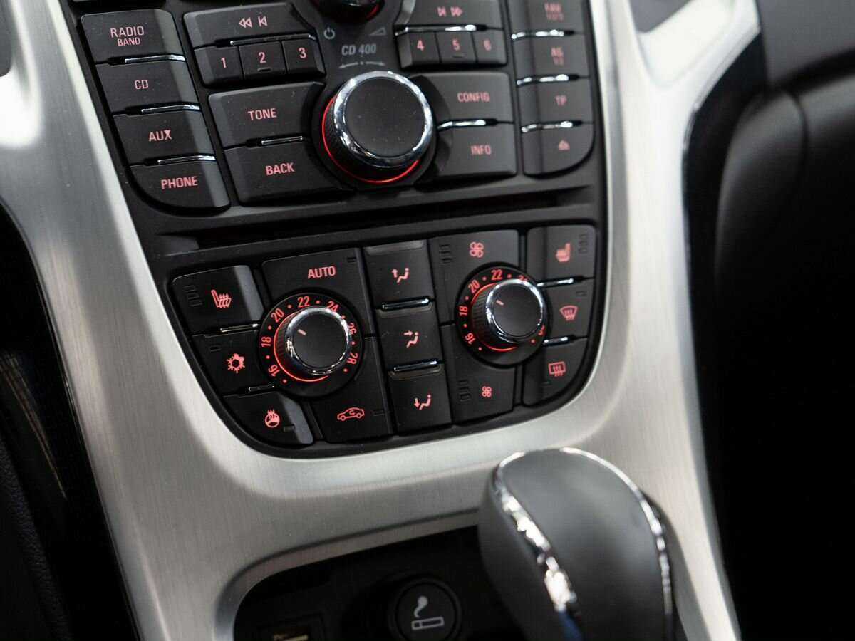 Opel Astra б/у, 2012, Автоматическая. Фото: #9