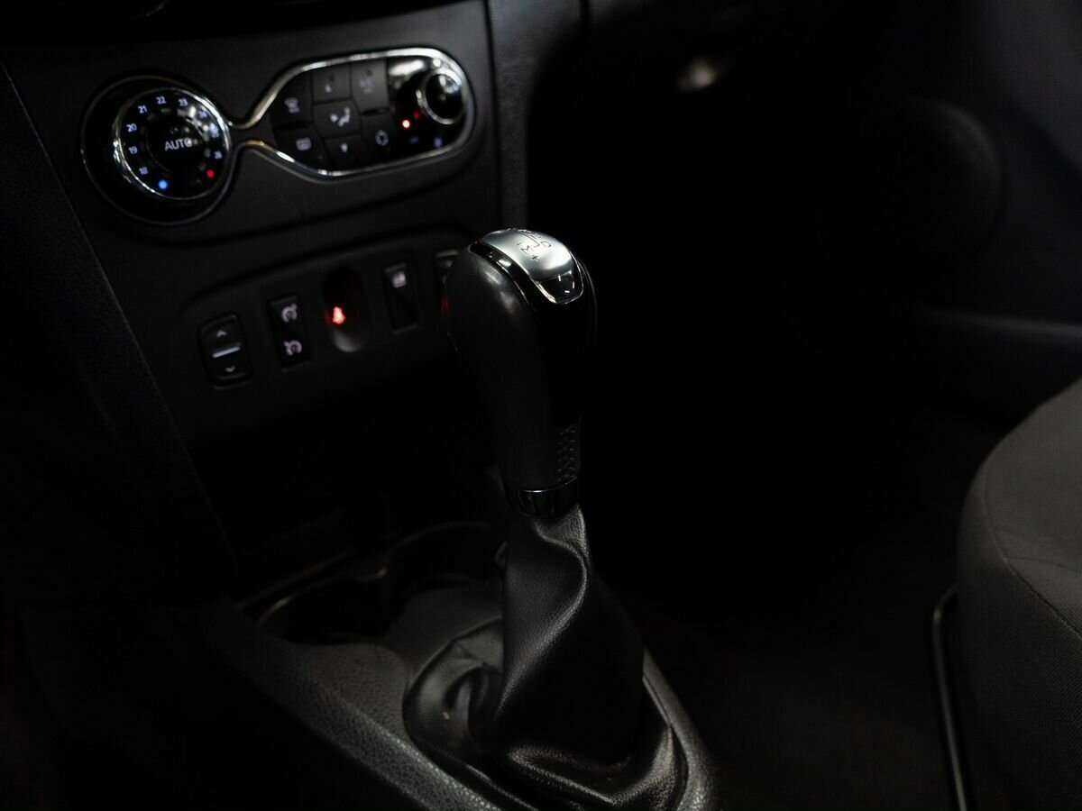 Renault Sandero б/у, 2018, Автоматическая. Фото: #10