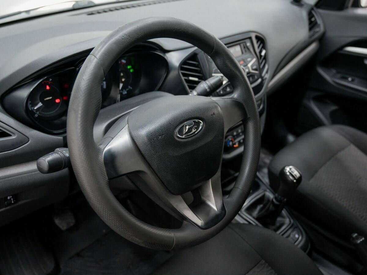 Лада (ВАЗ) Веста б/у, 2015, Механическая. Фото: #16