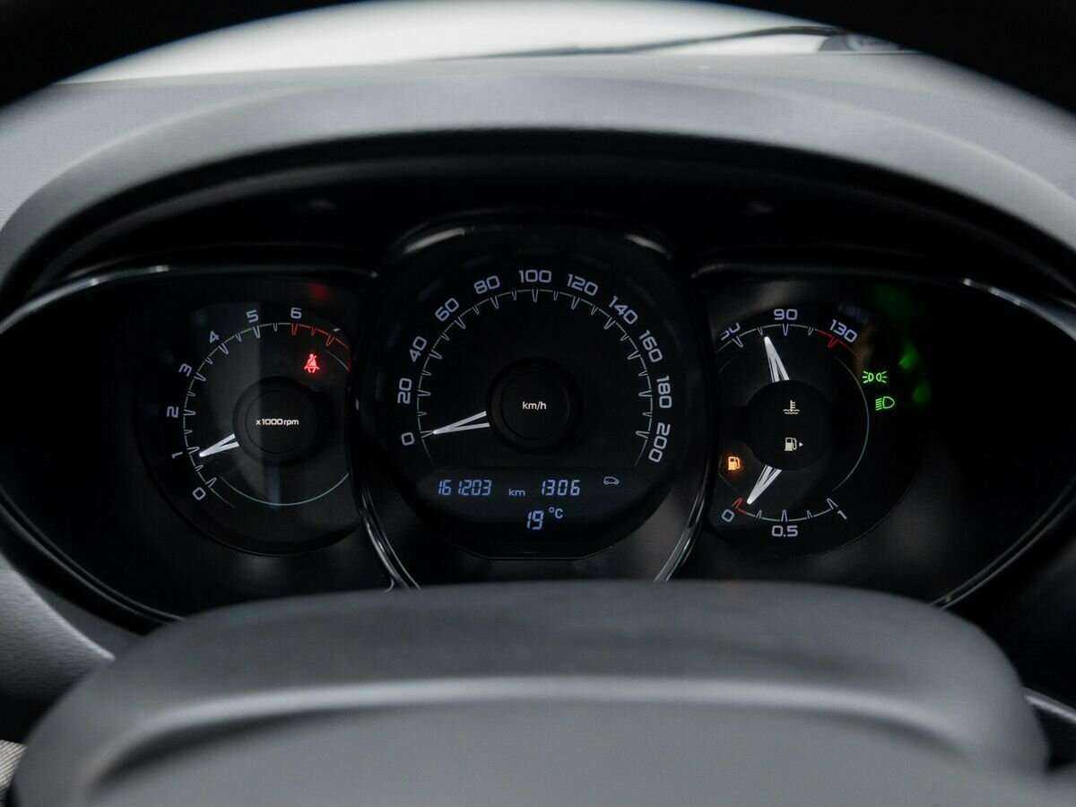 Лада (ВАЗ) Веста б/у, 2015, Механическая. Фото: #21