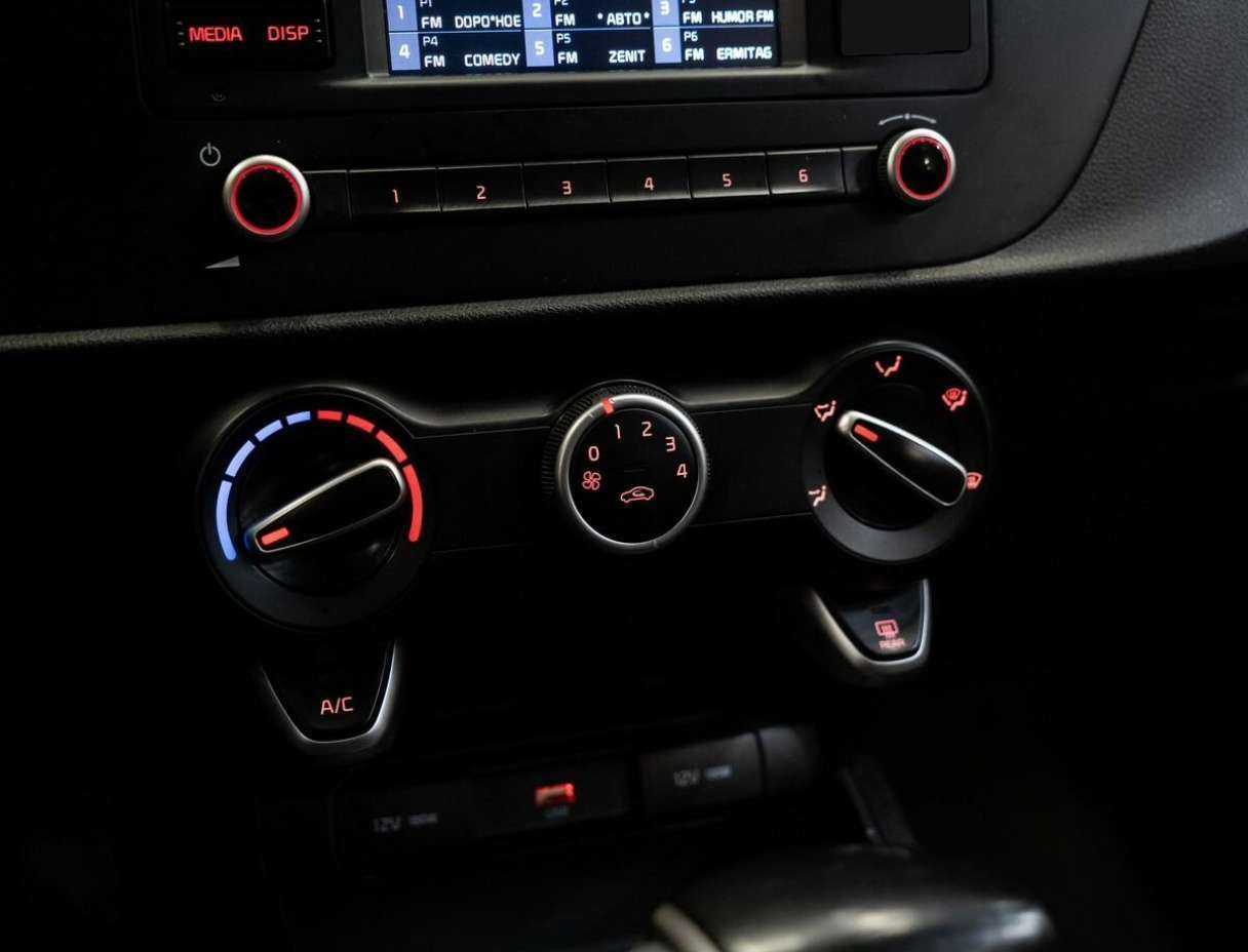 Kia Rio б/у, 2022, Автоматическая. Фото: #12