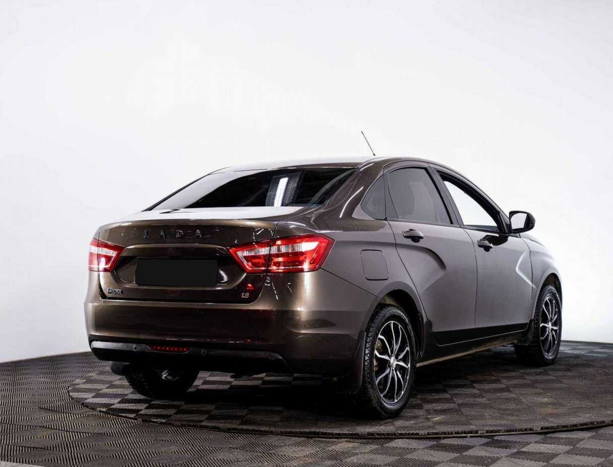 Лада (ВАЗ) Веста б/у, 2018, Механическая. Фото: #4