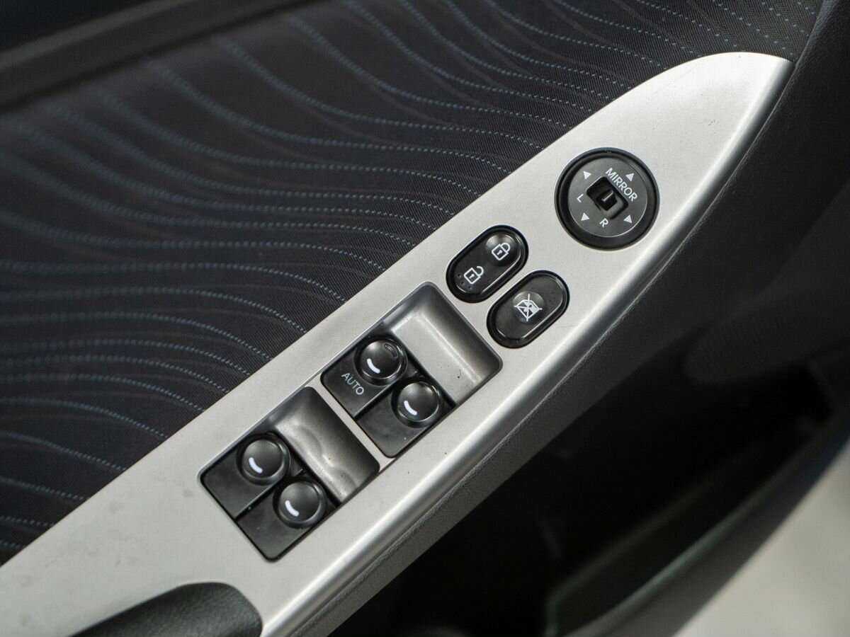 Hyundai Solaris б/у, 2015, Механическая. Фото: #13