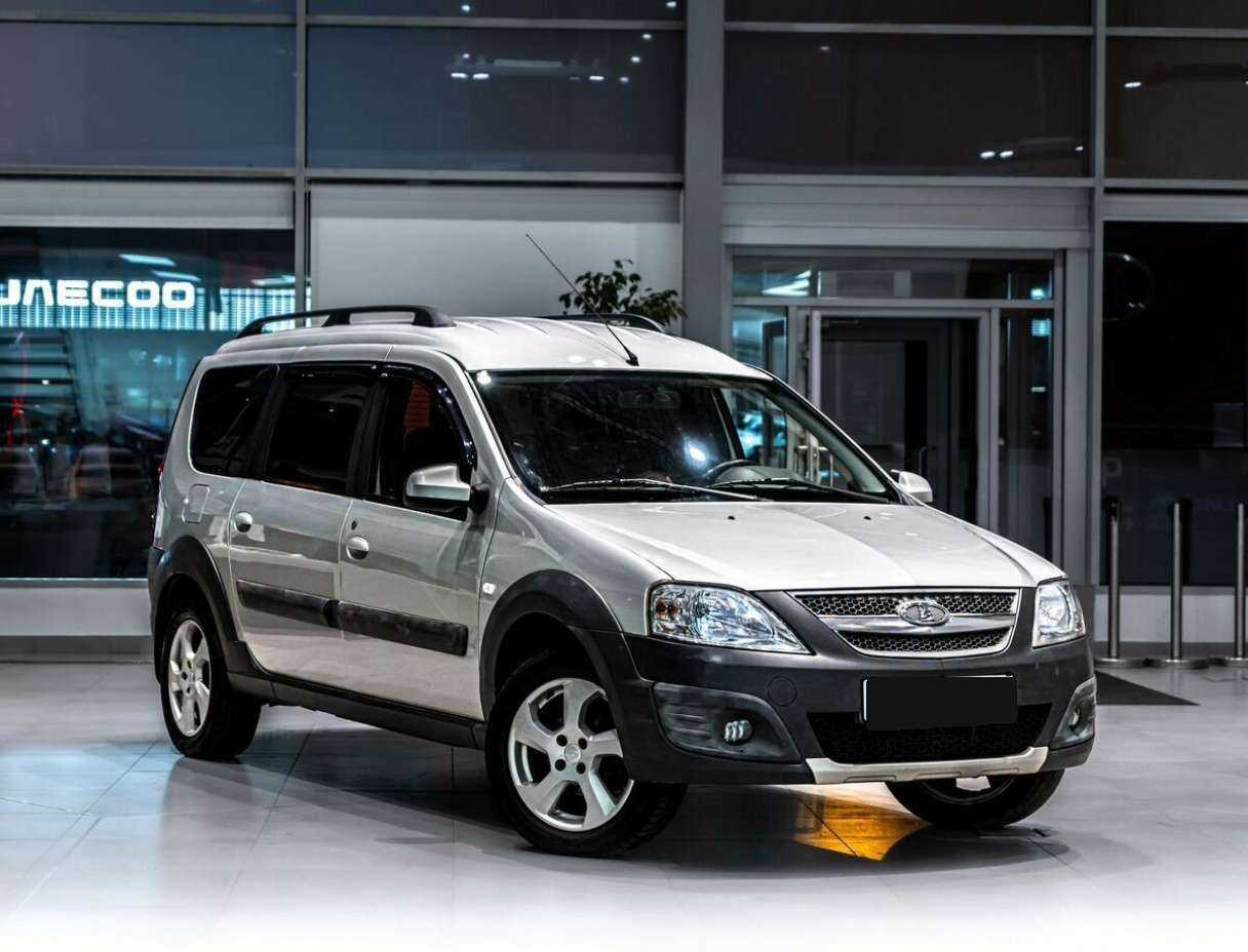 Lada (ВАЗ) Largus б/у, 2018, Механическая. Фото: #1