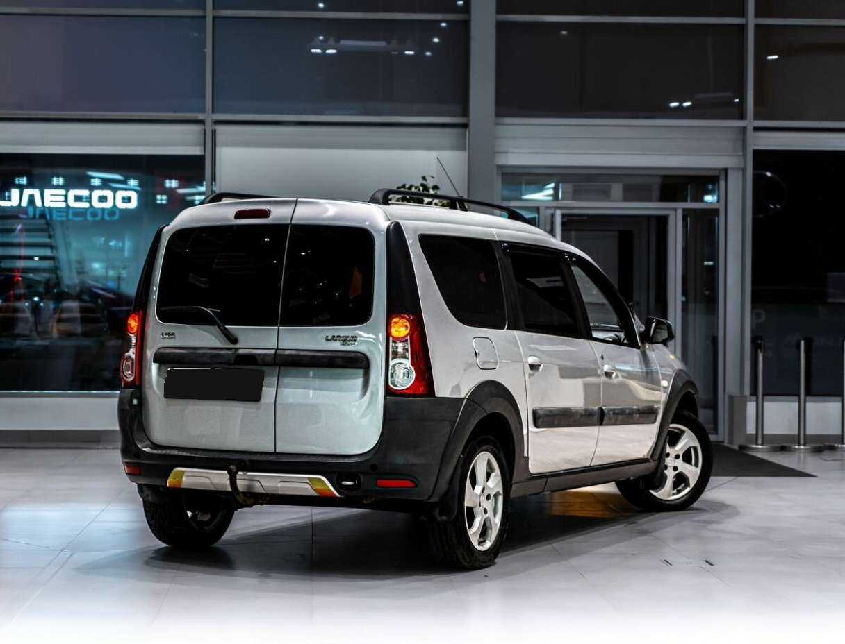 Lada (ВАЗ) Largus б/у, 2018, Механическая. Фото: #2