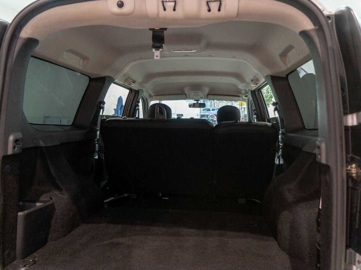 Lada (ВАЗ) Largus б/у, 2018, Механическая. Фото: #7